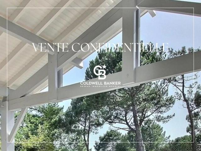 Maison 11 pièces 318 m²