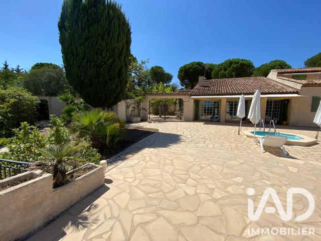 Maison 11 pièces 250 m²