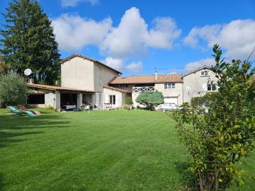 Maison 11 pièces 320 m²