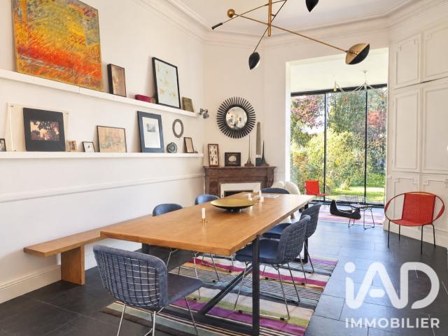 Maison 11 pièces 320 m²