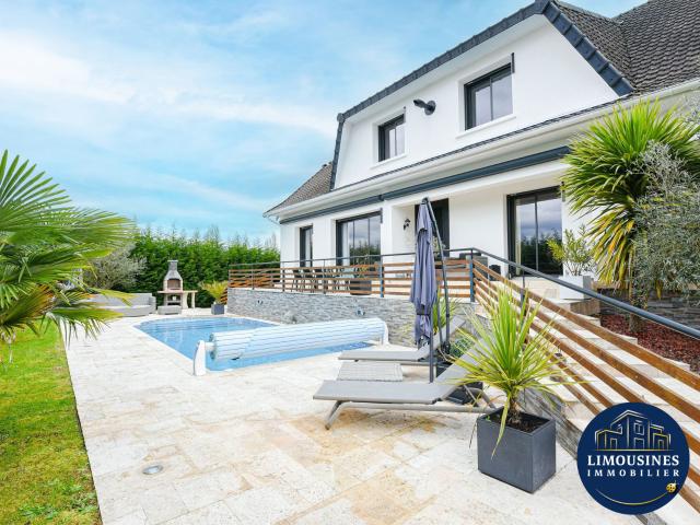 Maison 11 pièces 322 m²