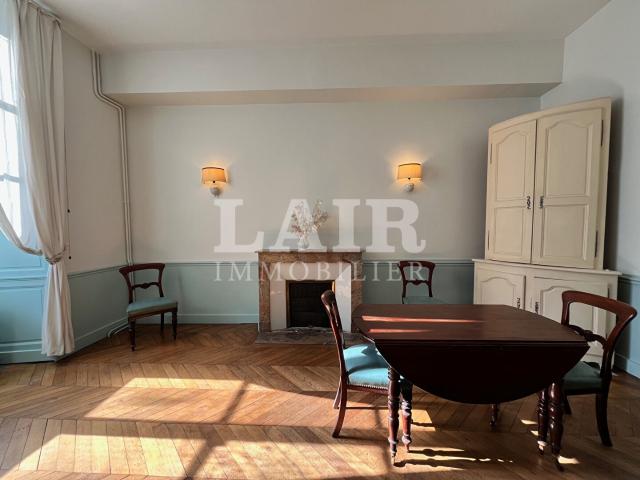 Maison 11 pièces 324 m²