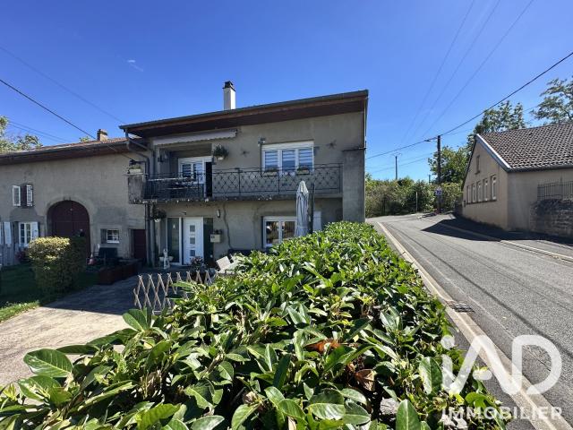 Maison 11 pièces 325 m²