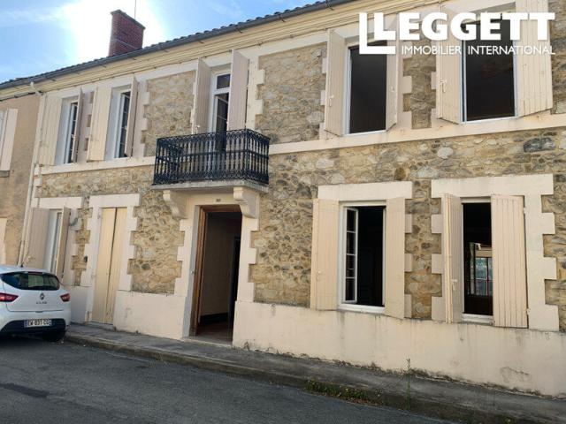 Maison 11 pièces 330 m²