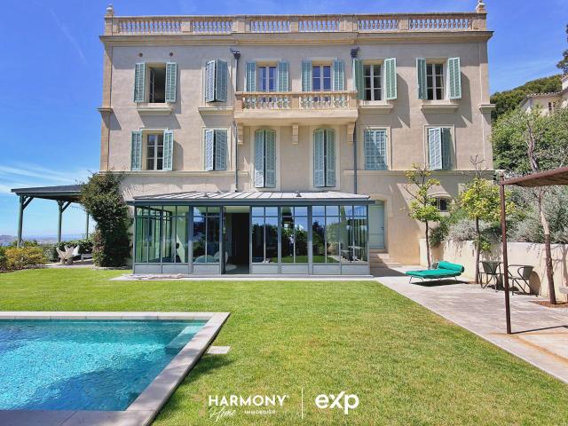 Maison 11 pièces 445 m²