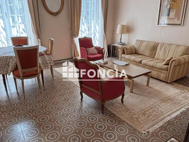 Maison 11 pièces 453 m²