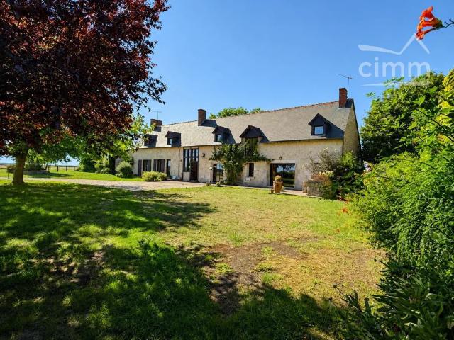 Maison 11 pièces 461 m²