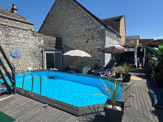 Maison 11 pièces 422 m²