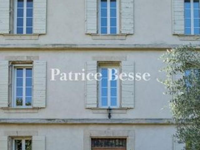 Maison 11 pièces 424 m²