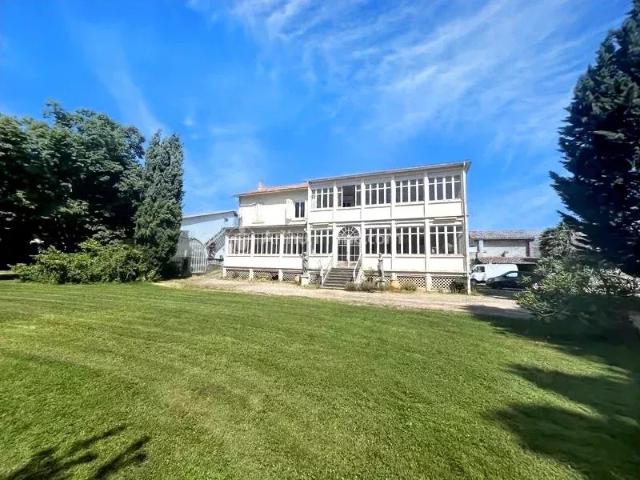Maison 11 pièces 428 m²