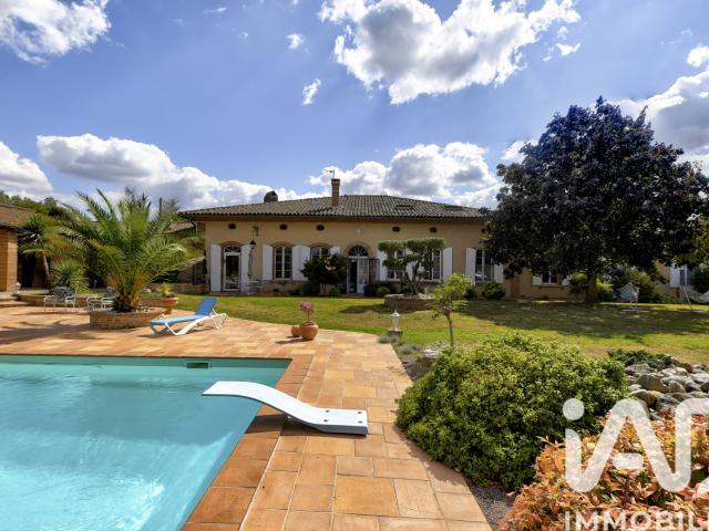 Maison 11 pièces 435 m²