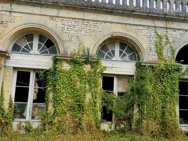 Maison 11 pièces 439 m²