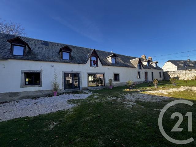 Maison 11 pièces 550 m²