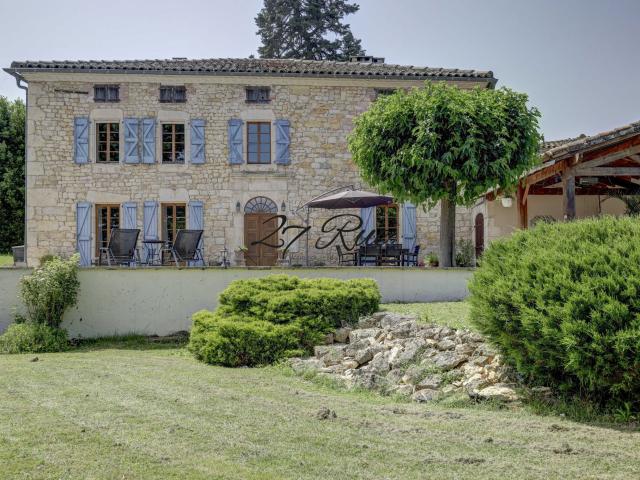 Maison 11 pièces 500 m²