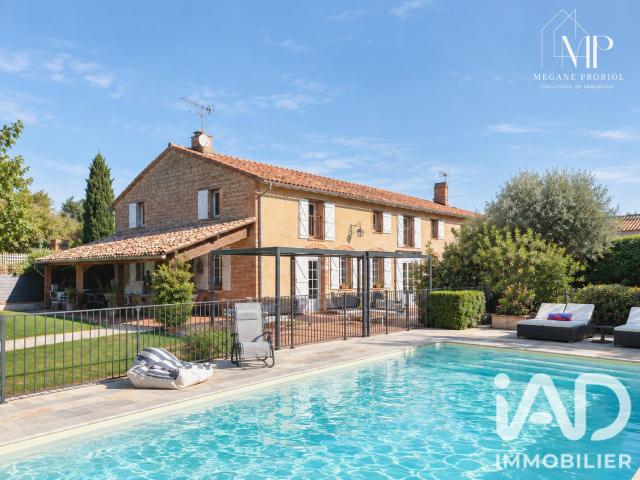 Maison 11 pièces 518 m²