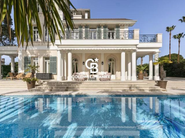 Maison 11 pièces 630 m²