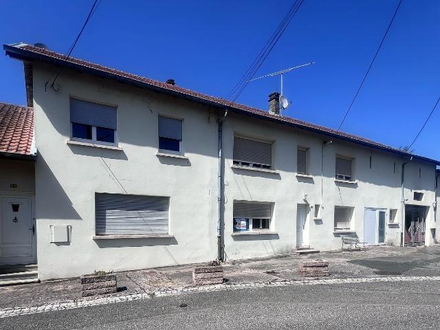 Maison 11 pièces 700 m²
