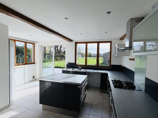 Maison 125m2 trois chambre + mezzanine jardin et dépenda