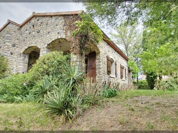 Maison 127 m2 3 chambres terrain 1826 m2 Les Ollières. 127m² Les Ollières sur Eyrieux