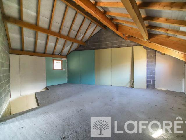 MAISON 120 m² et TERRAIN 1329m² CROTS