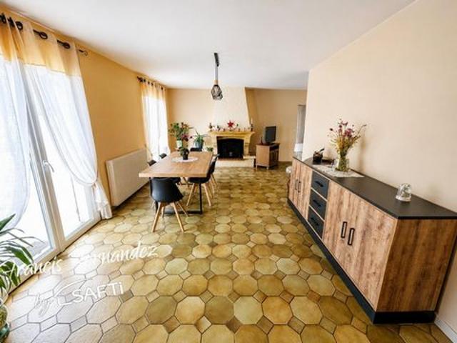 Maison 120 m² Terrain 1 900 m² divisible et constructible