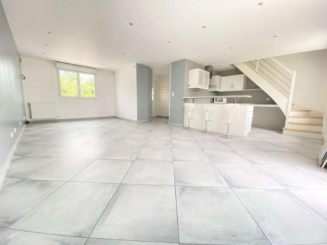 Maison 120,00 m², 3 chambres, 1 bureau, terrain 263,00 m²