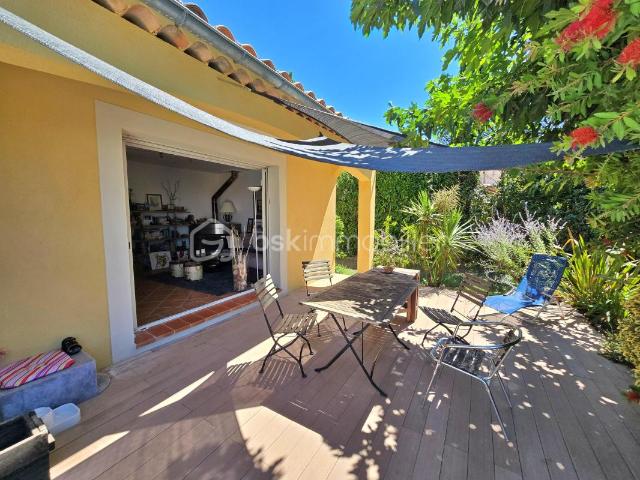 MAISON 121 m² – 4 CHAMBRES – 2 SDB – PISCINE – GARAGE – SANS VIS À VIS – TERRAIN 700 m² – DPE B