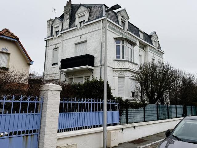 Maison 12 pièces 315 m²