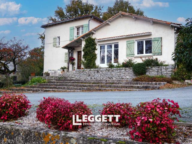 Maison 12 pièces 151 m²