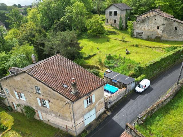 Maison 12 pièces 171 m²