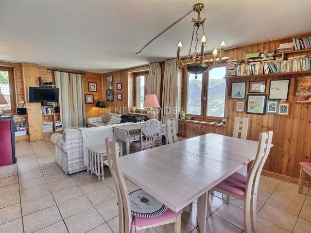 Maison 12 pièces 176 m²