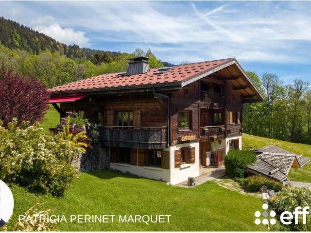 Maison 12 pièces 243 m²