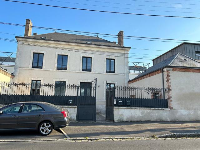 Maison 12 pièces 262 m²