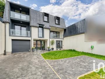 Maison 12 pièces 245 m²