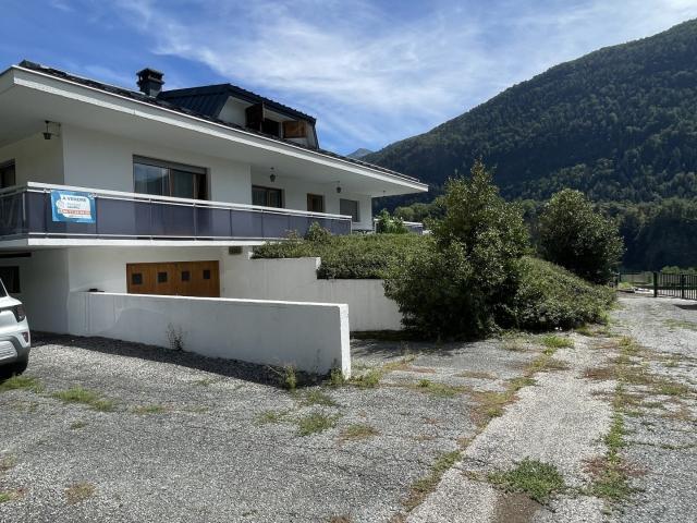 Maison 12 pièces 246 m²
