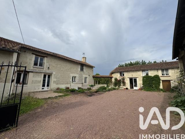 Maison 12 pièces 248 m²