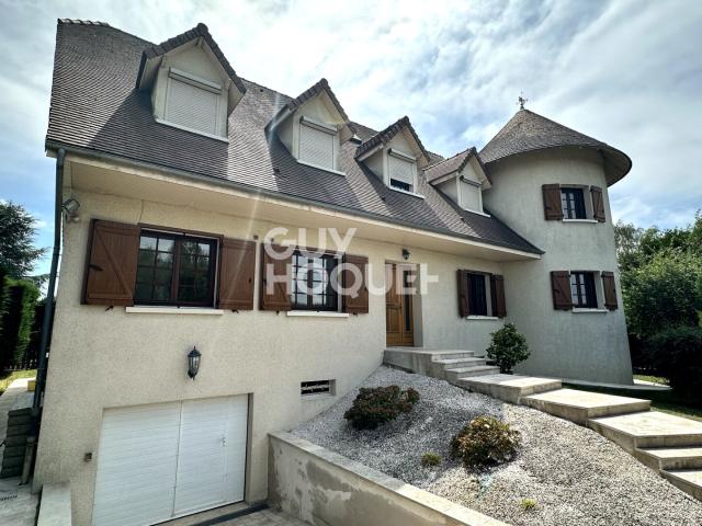 Maison 12 pièces 248 m²