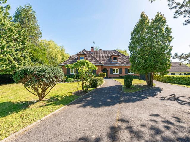 Maison 12 pièces 202 m²