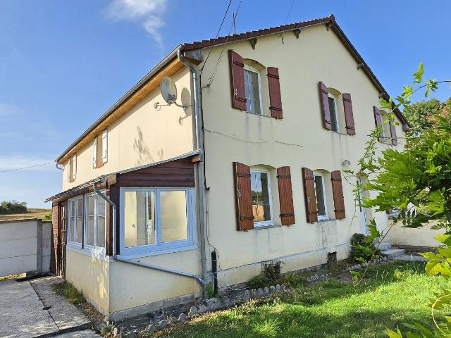 Maison 12 pièces 253 m²