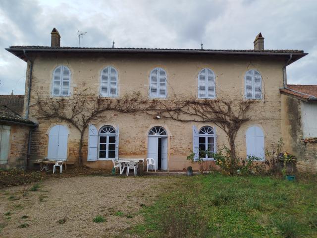 Maison 12 pièces 250 m²