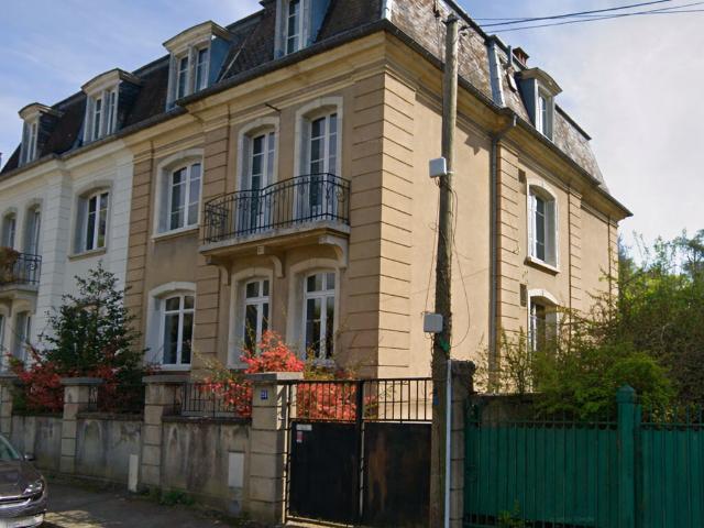Maison 12 pièces 250 m²