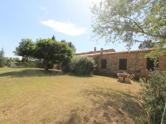 Maison 12 pièces 250 m²