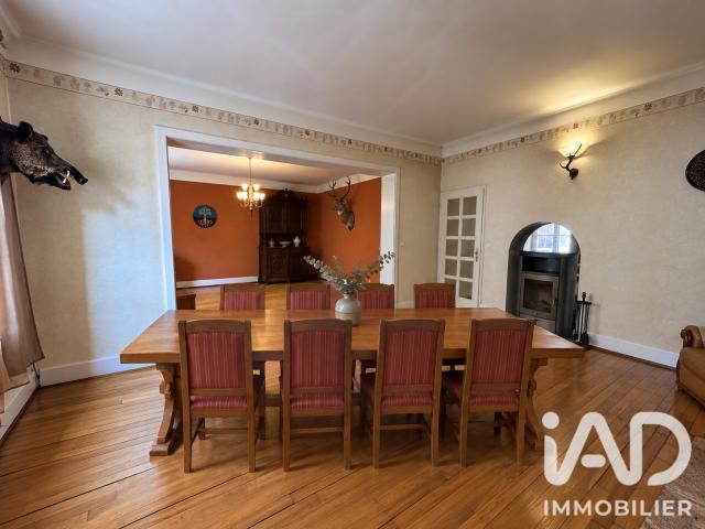 Maison 12 pièces 255 m²