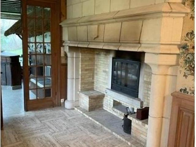 Maison 12 pièces 264 m²