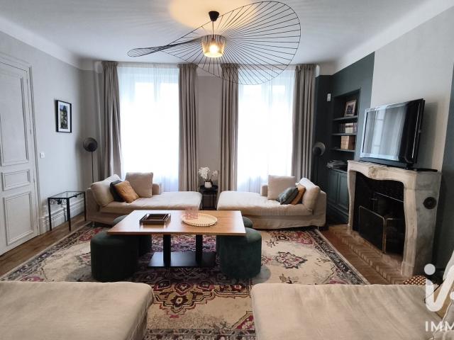Maison 12 pièces 265 m²