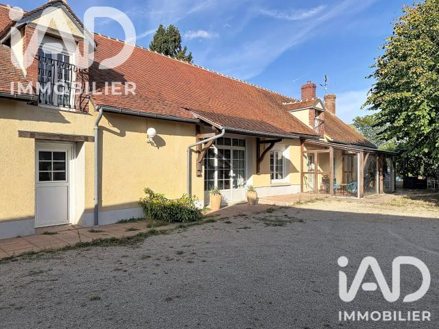 Maison 12 pièces 265 m²