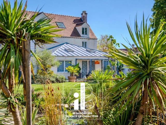 Maison 12 pièces 266 m²