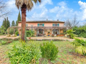 Maison 12 pièces 268 m²
