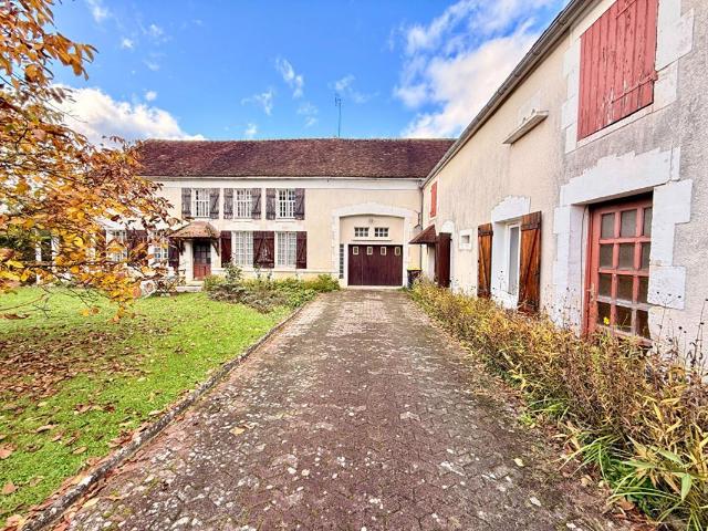 Maison 12 pièces 270 m²