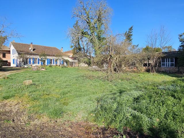 Maison 12 pièces 271 m²